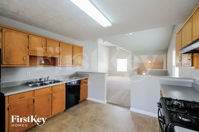 Foto del edificio - 8153 Mountain Pass