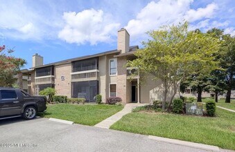 Building Photo - 10200 Belle Rive Blvd
