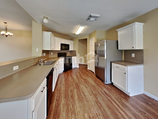 Building Photo - 9812 Fair Brook Way