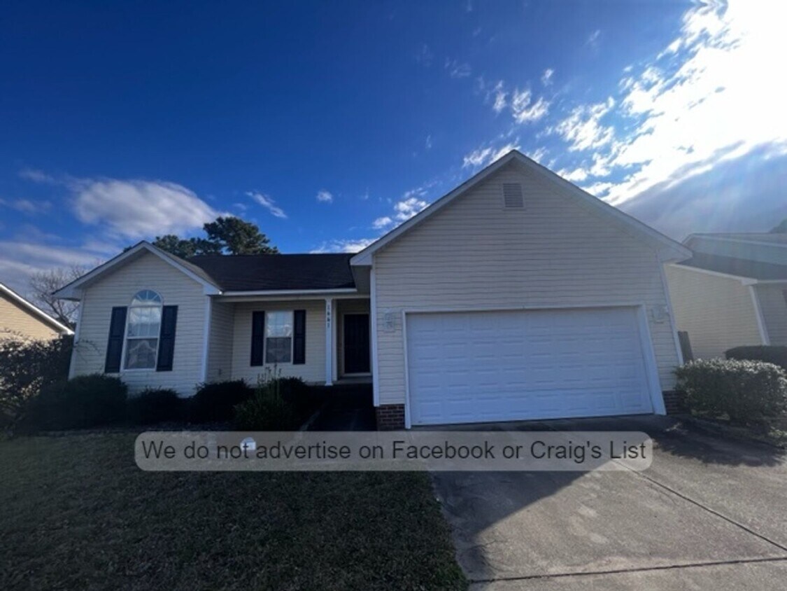 Primary Photo - 1441 Middlesborough Drive