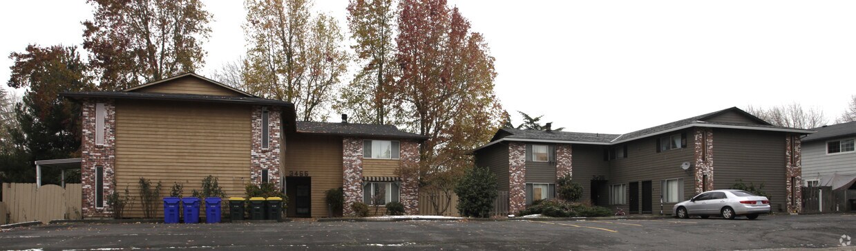 Primary Photo - 3435-3455 SW 126th Ave