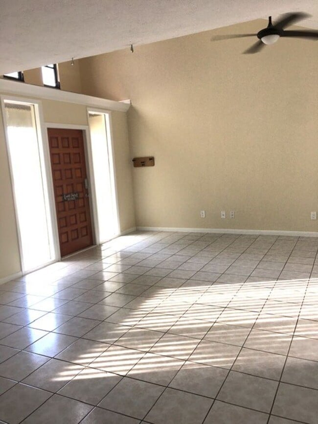 Photo - 904 Archer Pkwy E House