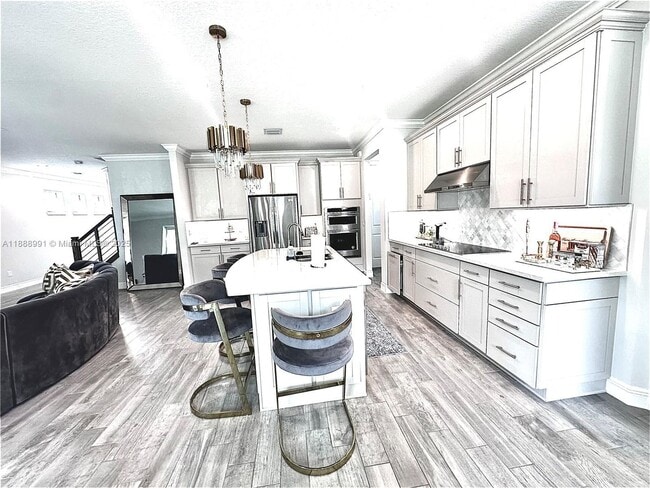 Building Photo - 4022 Large Leaf Ln