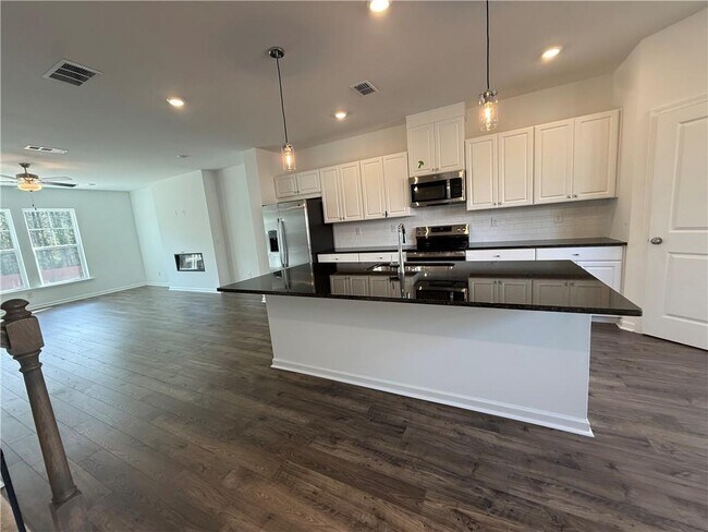 Foto del edificio - 6103 Wayburn St