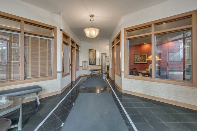 Building Photo - Heart of Capital Hill Studio with Parking ...