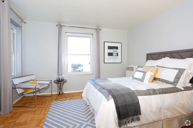 2BR, 2BA - Parkmerced Apartments