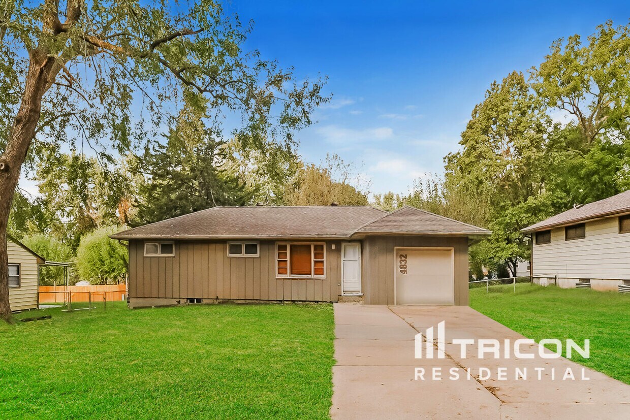 Foto principal - 4832 Melrose Ln