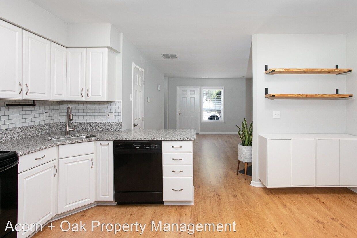 Primary Photo - 2 br, 2.5 bath House - 110 Marlowe Ct