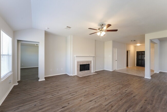 Building Photo - 28506 Carly Cove Ln