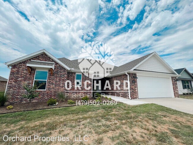 Foto del edificio - 4 br, 2 bath House - 983 Madden St.