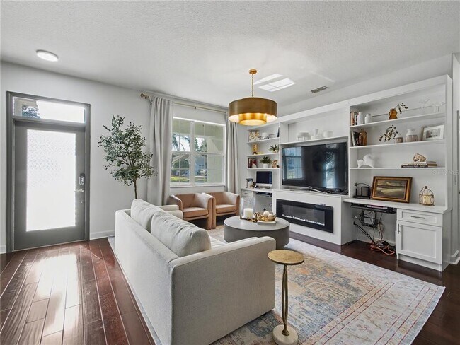 Foto del edificio - 1098 Harmony Ln