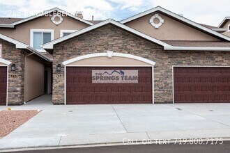 Building Photo - 748 Brambleberry Hts