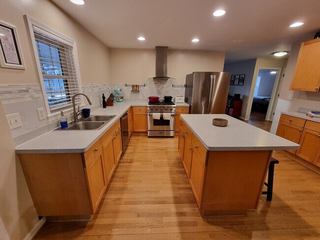 Building Photo - 3991 McDaniel St