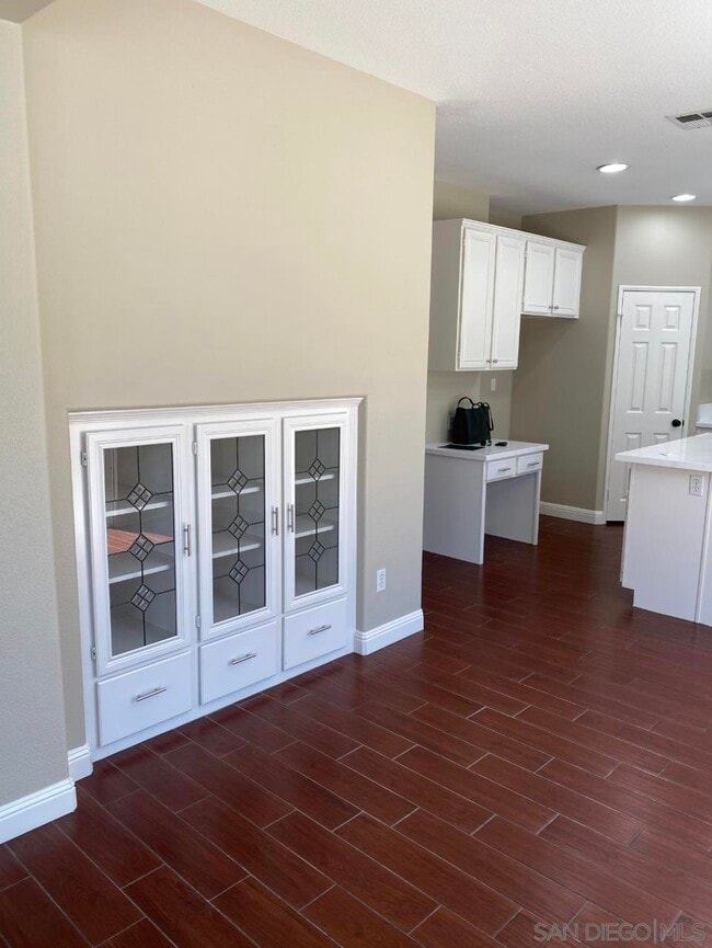 Building Photo - 1162 Delano Ct