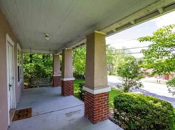 Building Photo - 1250 Cambria St NE