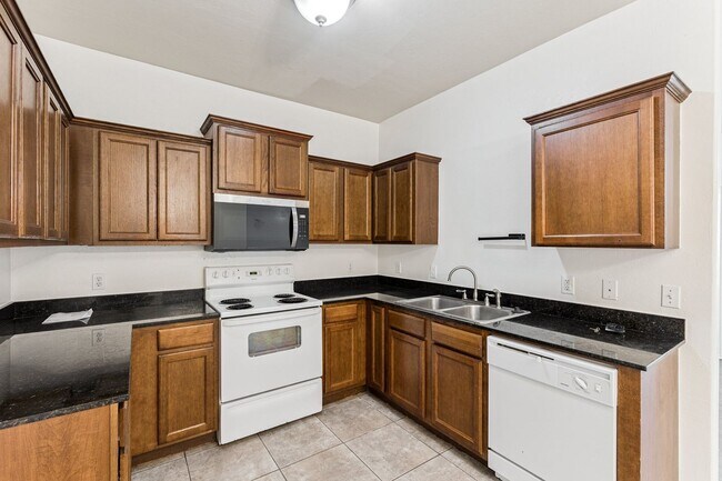 Foto del edificio - Mustang Schools