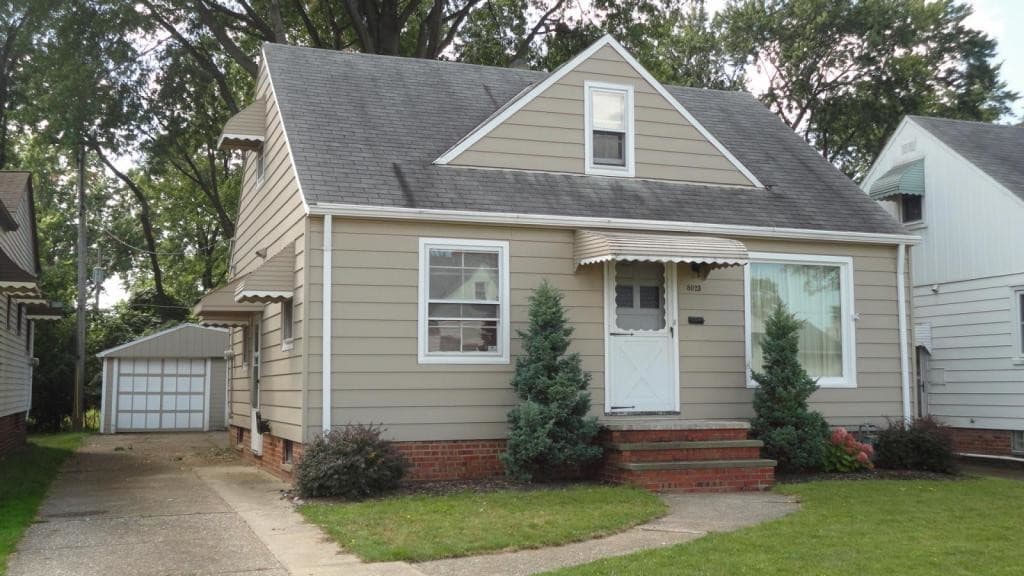 8023 Newport Ave House Rental in Parma, OH