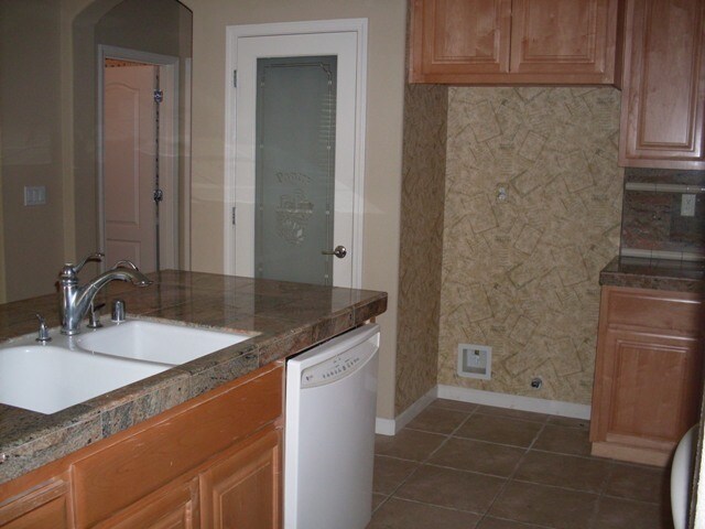 Foto del edificio - Brentwood Beauty 3 Bed 2.5 Bath