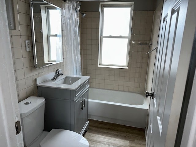 Foto del edificio - 4052 W Dickens Ave