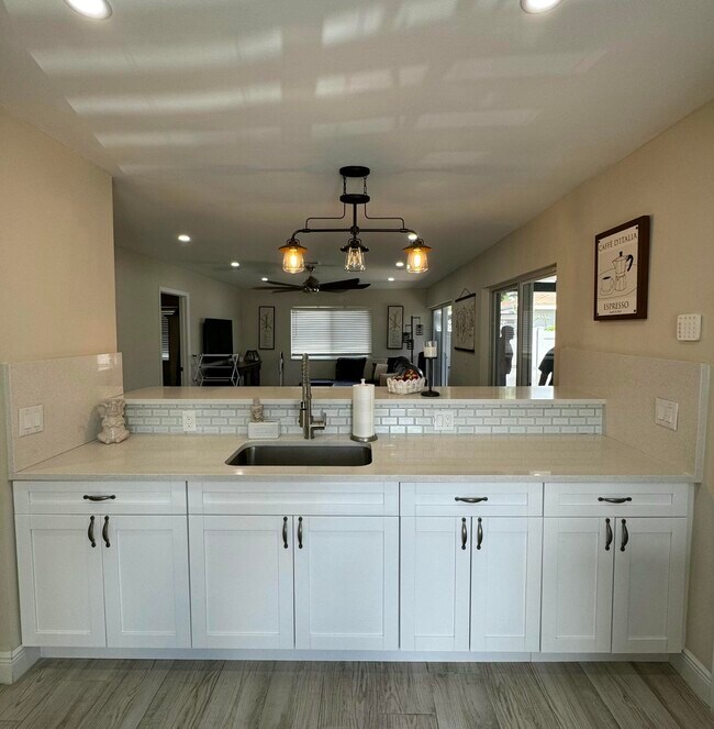 Foto del edificio - 14830 Wildflower Ln