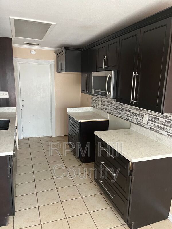 Building Photo - 3823 Pipers Meadow St