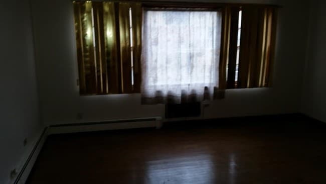  - 843 W 123rd St