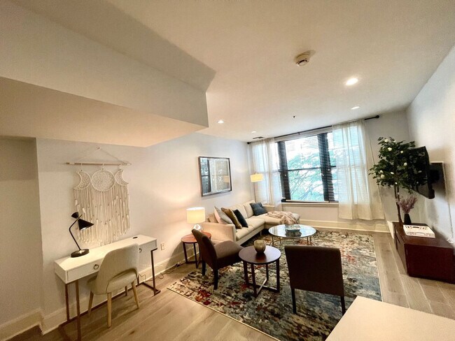 Foto del edificio - 1387 Washington St