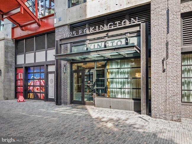 Foto del edificio - 1625 Eckington Pl NE