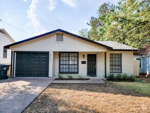 Building Photo - 2721 Maple Ave