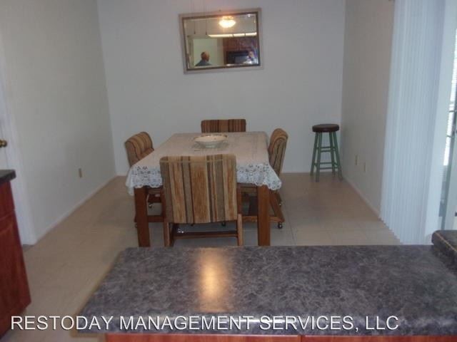 Building Photo - 2 br, 2 bath House - 477 NE Armory Circle