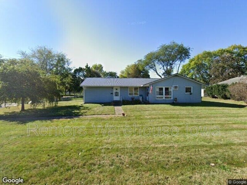 2515 Willis Ave, Perry, IA 50220 House Rental in Perry, IA
