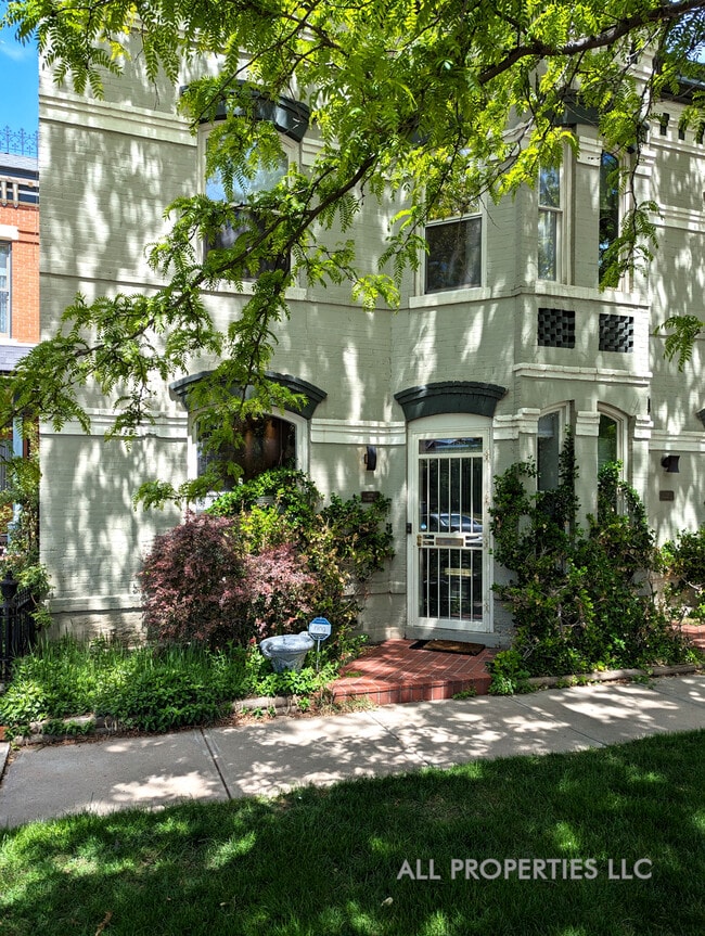 Photo - 2753 Champa St Townhome