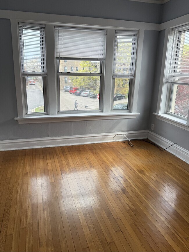 Foto del edificio - 5958 N Paulina St