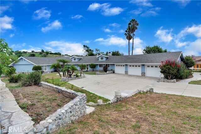 Building Photo - 1424 Cloister Dr