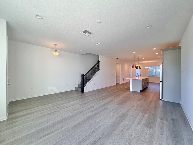 Foto del edificio - 1855 Pinecliff Dr