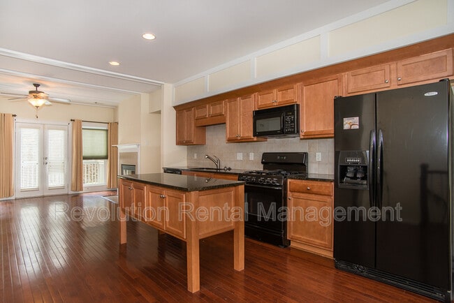 Building Photo - 1284 Jandras Ln SE