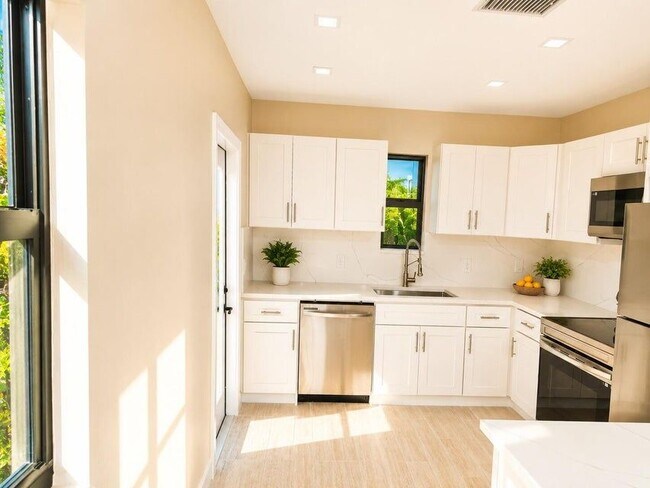 Foto del edificio - 607 SW 10th St