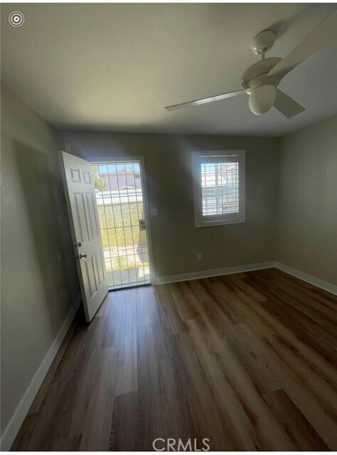 Foto del edificio - 9702 Redfern Ave