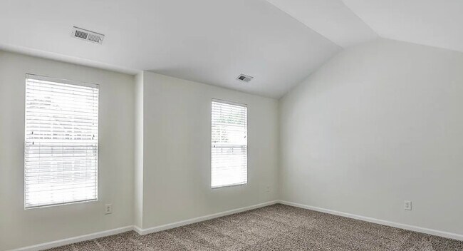 Building Photo - 3771 Burtons Barn St
