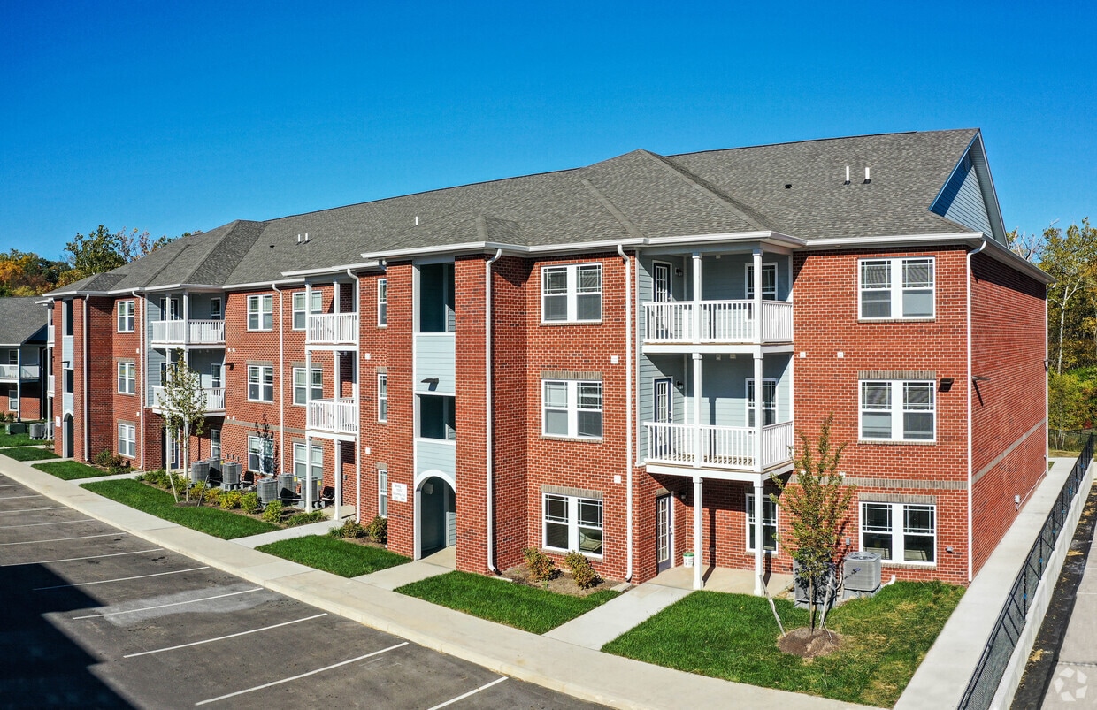 Foto principal - Whispering Creek Apartments