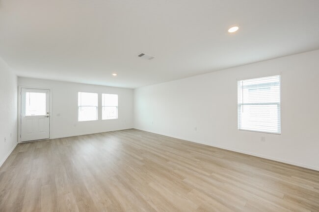 Building Photo - 11922 Cink Dr