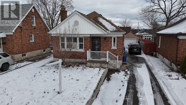 Photo du bâtiment - 67 Highland Ave