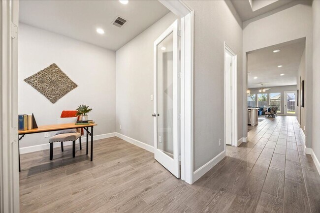 Foto del edificio - 2162 Wildrye Ln