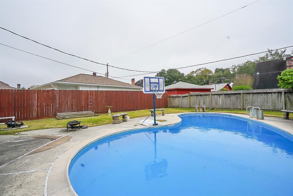 Foto principal - 9219 Sharpcrest St