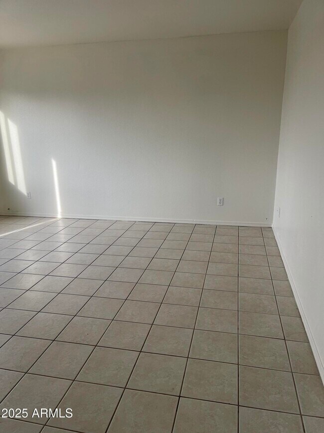 Foto del edificio - 4040 N Montgomery Cir