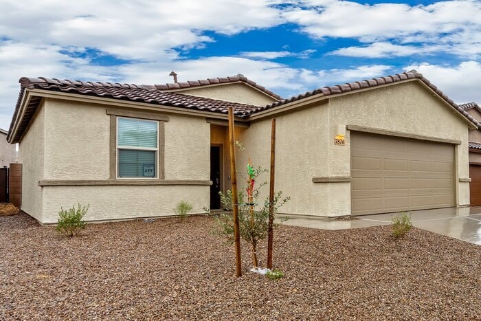 7876 S Ivy Hollow Ave, Tucson, AZ 85757