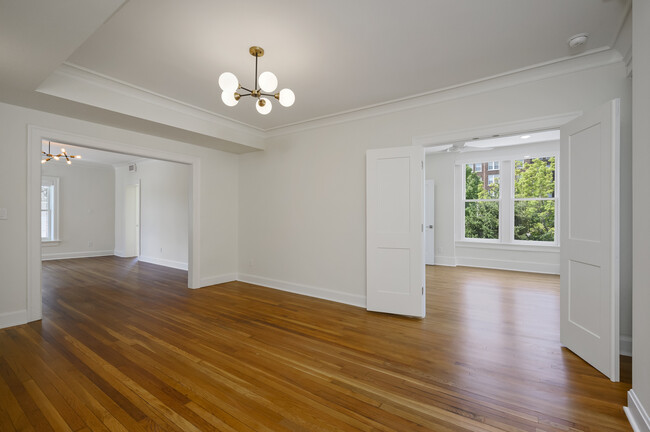 Building Photo - 3509 Gillham Rd