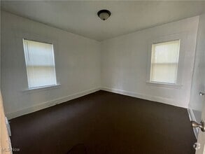 Building Photo - 843 Rondel Rd
