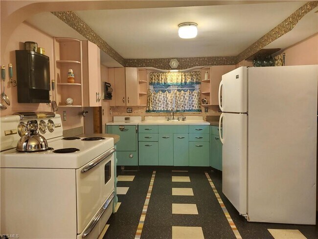 Foto del edificio - 7342 Peck Rd