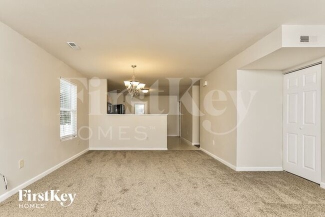 Building Photo - 517 Glengarry Ct